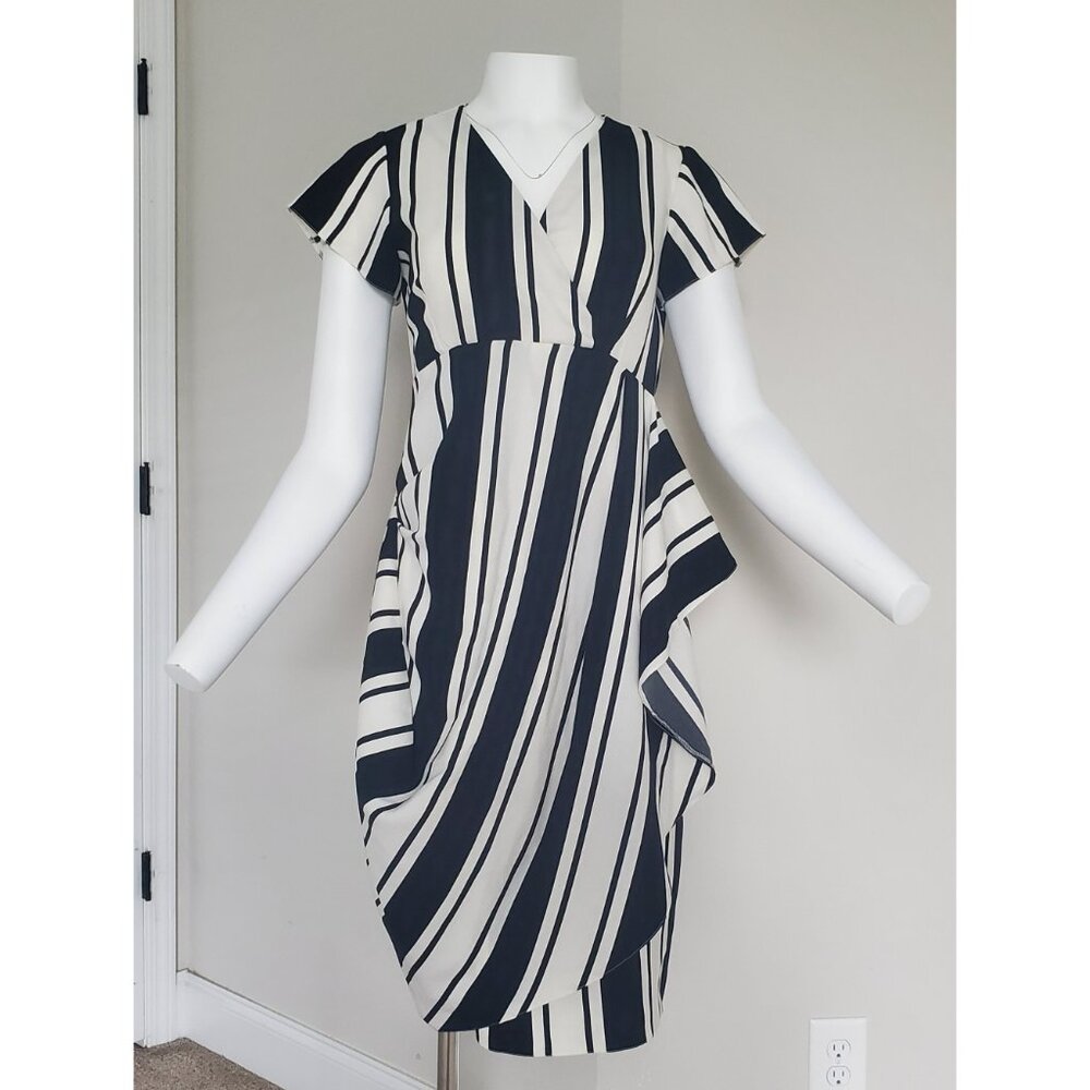 ASOS. Dress. Size 2. Stripes